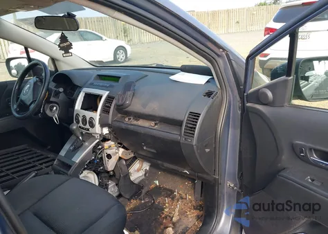 2010 Mazda Mazda5 Sport z USA, uszkodzony, nr VIN JM1CR2W37A0365602